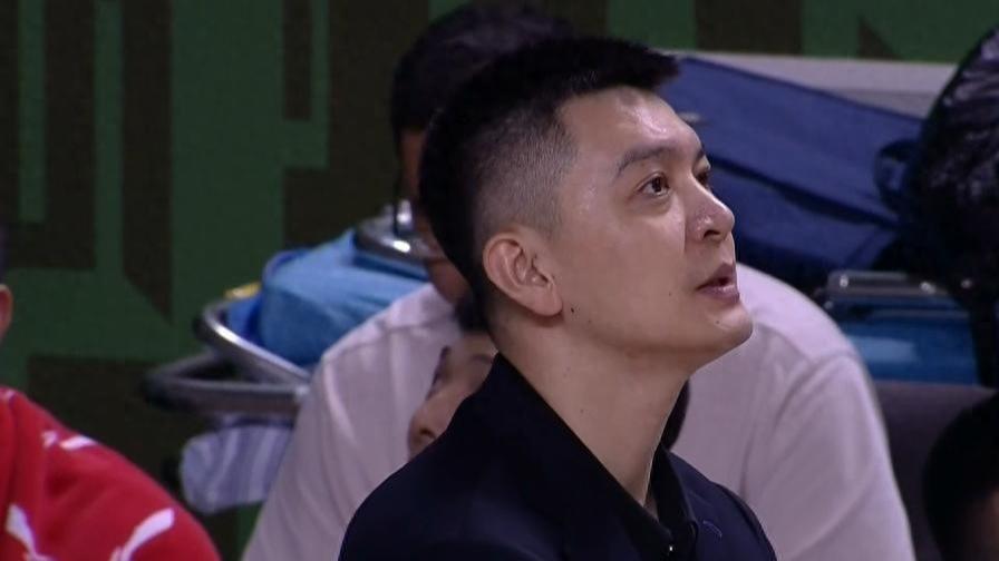 辽宁男篮大胜深圳男篮，强势冲击季后赛！