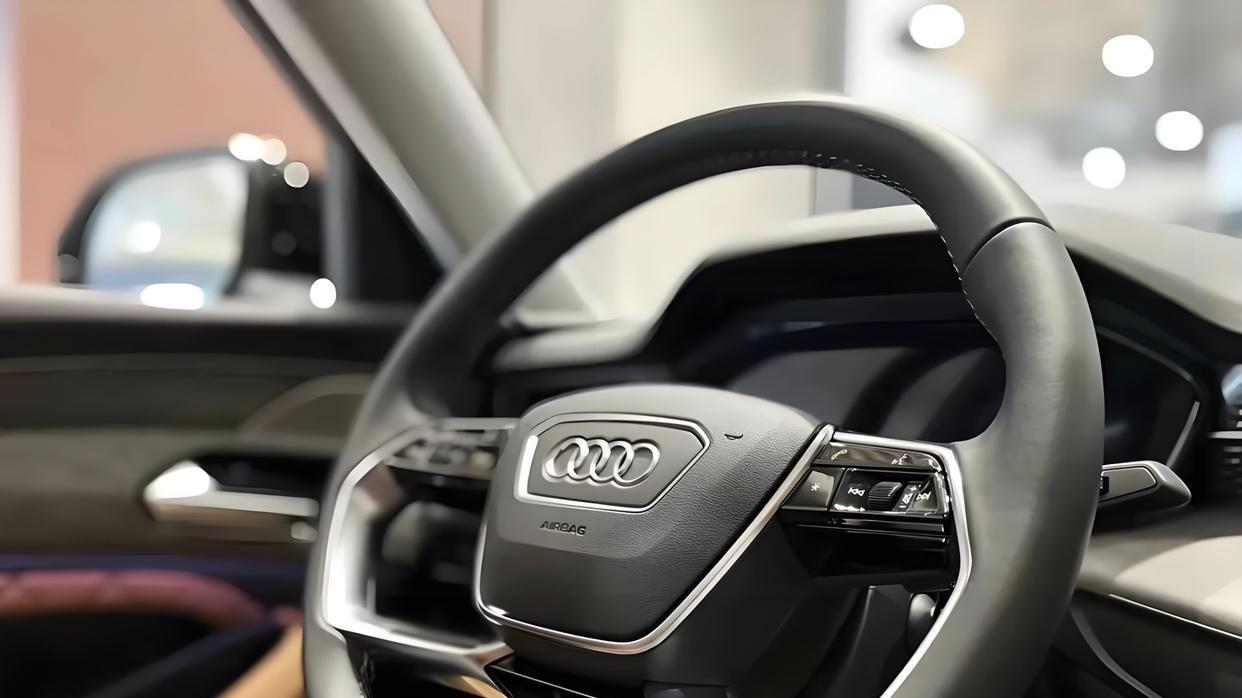 奥迪又一全新SUV，轿跑式车身，综合续航625km，30.9万起