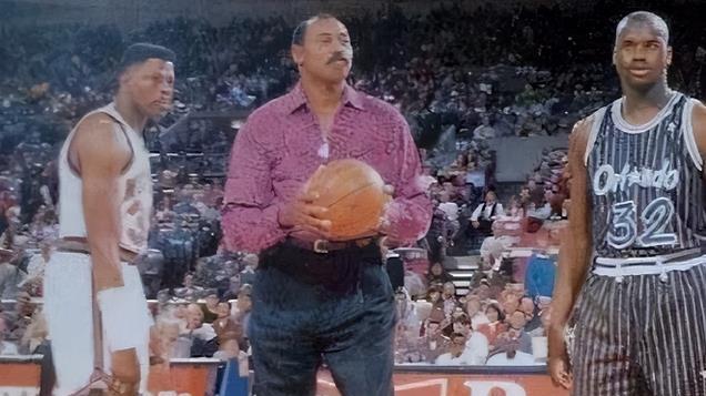 你没看花眼，这5人合影 真让奥尼尔显娇小 最后一人来自中国