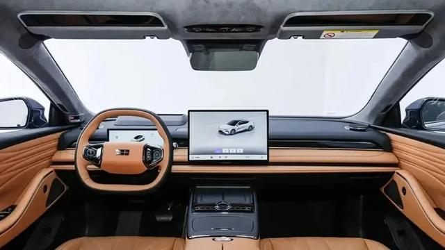 吉利银河星耀 8 惊喜来袭，比亚迪汉压力山大？