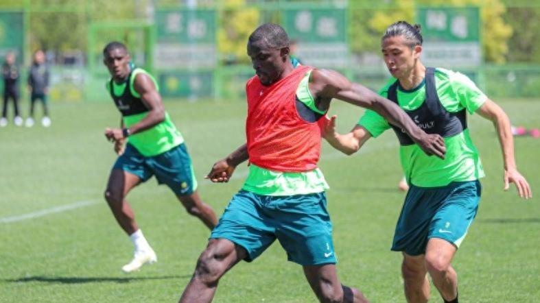 国安四喜临门，冲击前三，问鼎冠军还有戏吗？