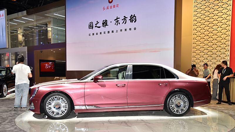 红旗国雅正式上市，售140-186万元，造型大气磅礴