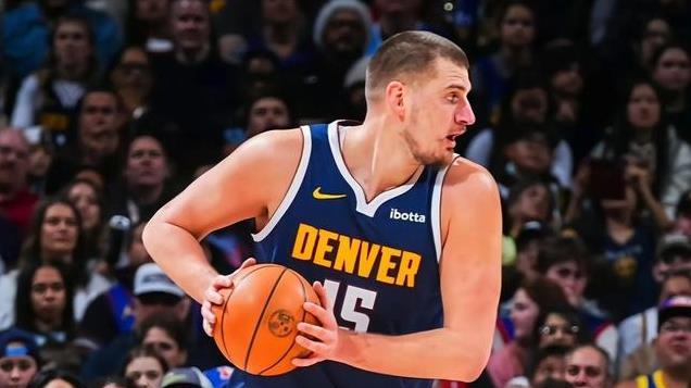 威少25+11+10三双，约基奇35+12+15，掘金124-105击败篮网！