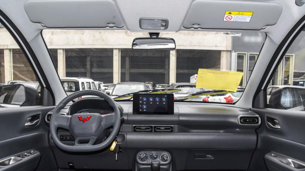 五菱宏光再进化？5.48万起售，能让人满意吗