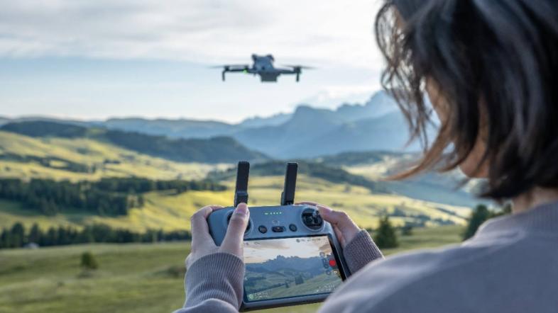 DJI Mini 5 Pro 发布：一英寸大底旗舰航拍机