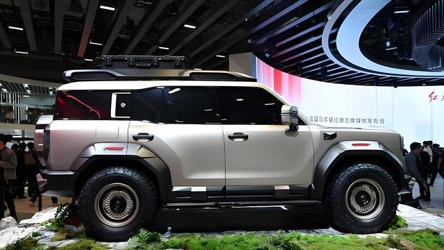 红旗越野车全球征名火热进行中，参与有惊喜，创意命名赢豪礼