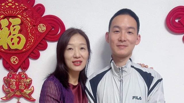 扭转谢浩男亲妈处境的关键人物“诗与远方”停更，理由说实话太难