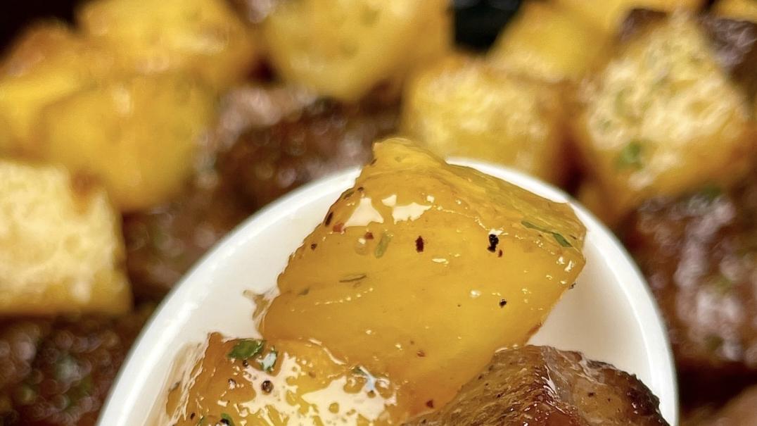 菠萝黑椒牛肉粒