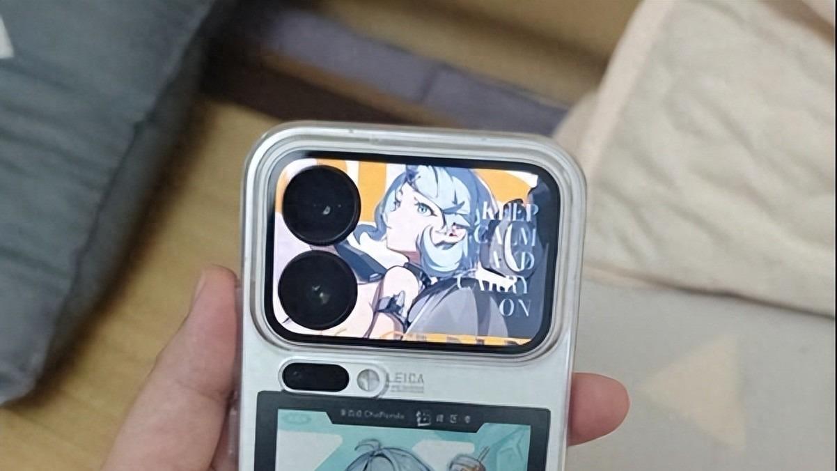 再增新功能！小米17 Pro背屏爆了，谁还敢说没用?