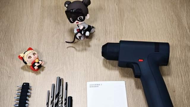 不到300元，轻松征服木材、塑料、薄金属、轻度混凝土，米家无刷电钻2上手体验