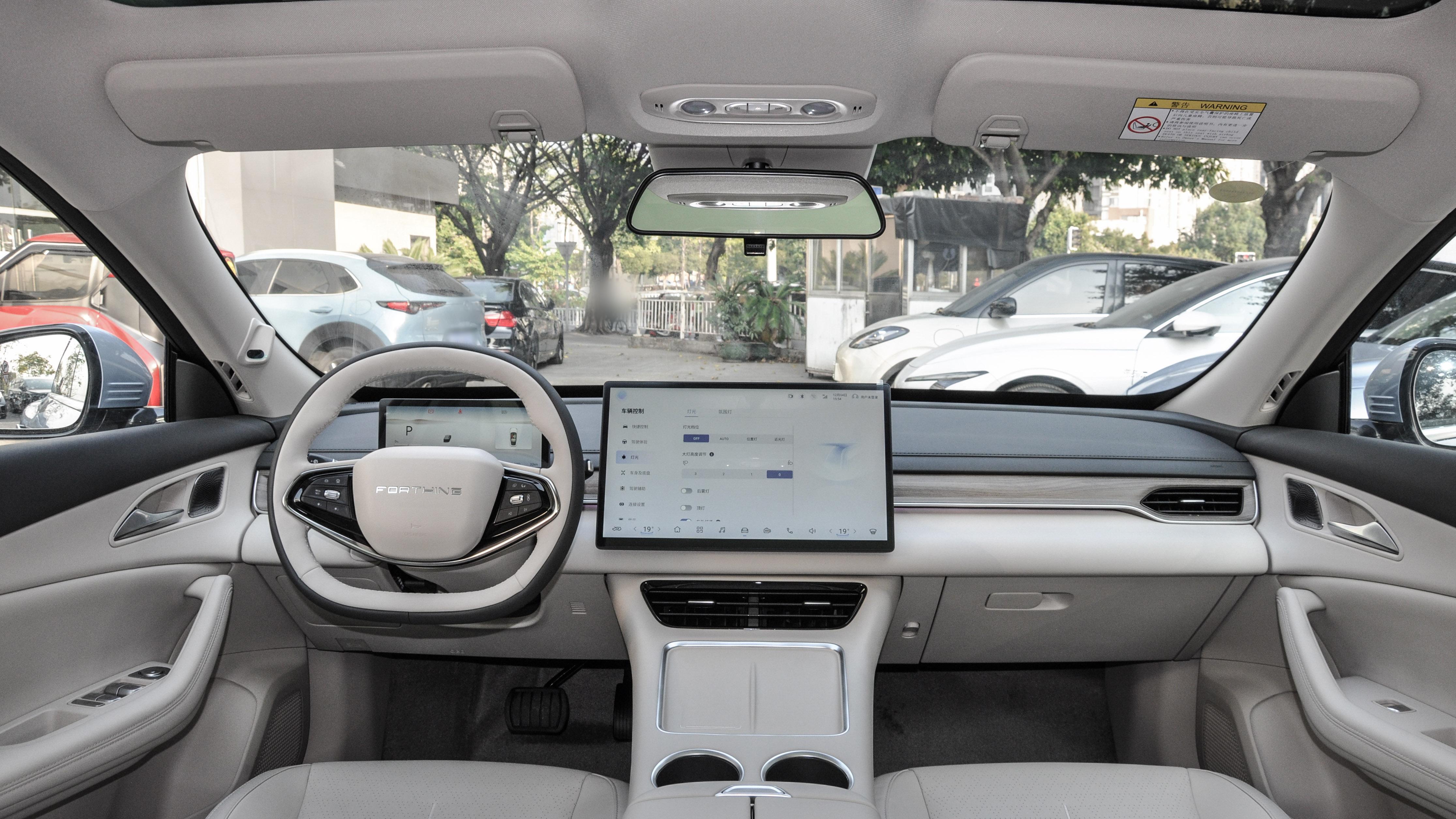 星海S7对比小鹏MONA M03，15万左右预算怎么选？