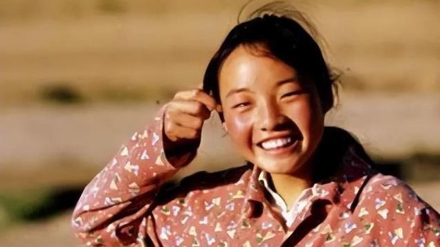 从农村喂猪女，到一夜成名的谋女郎！魏敏芝凭什么被张艺谋挑中？