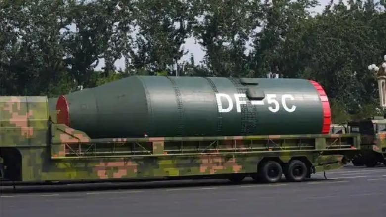 东风-5C洲际导弹，加入高超音速突防行列，美军关岛基地重新评估安全性