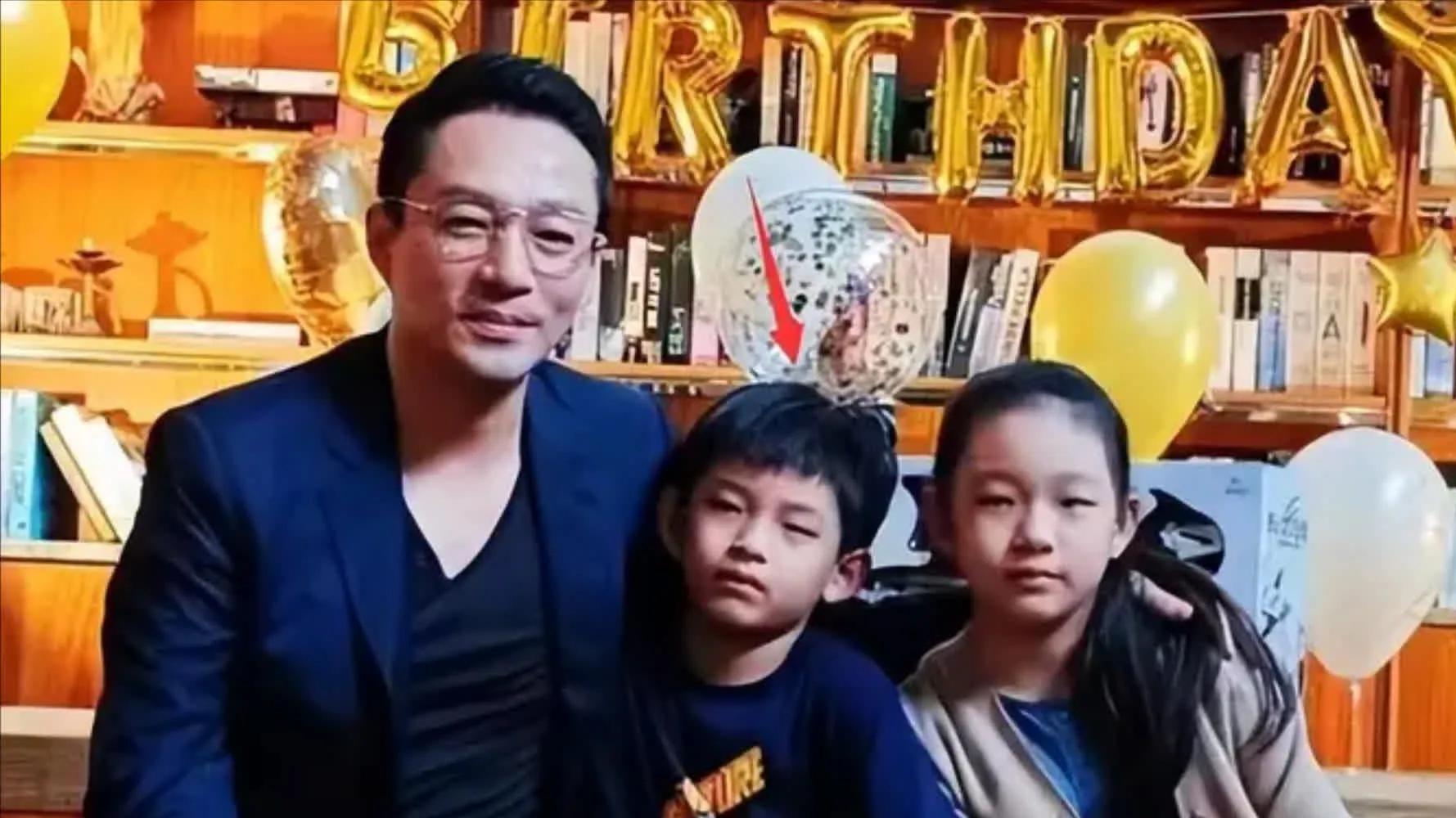 大S临近百日祭，小S和毛不易发长文悼念，具俊晔沉默
