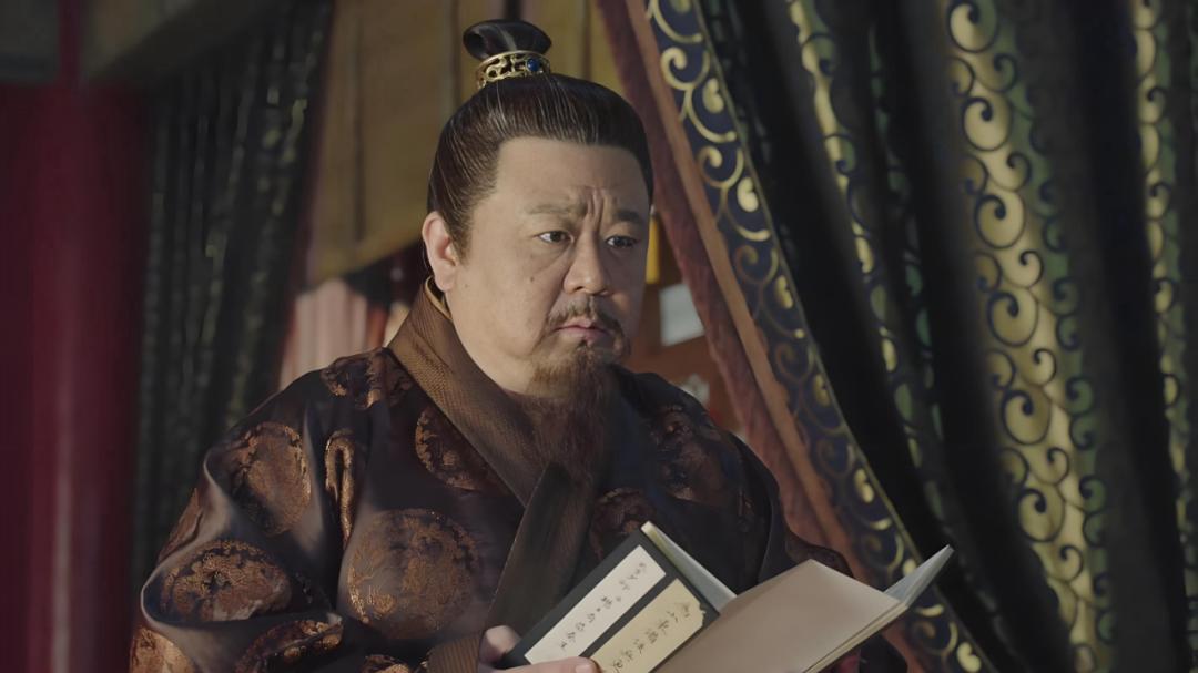 内政上无敌，外交上无语