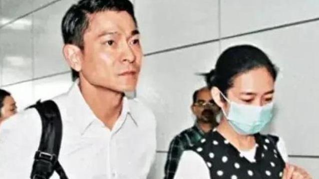 从洗碗工到影坛常青树，刘德华的逆袭