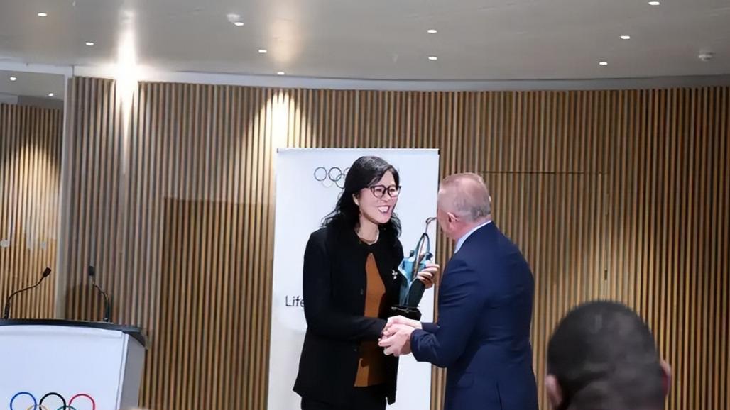 钱再多有什么用，64岁郎平如今的现状，给所有运动员们提了个醒