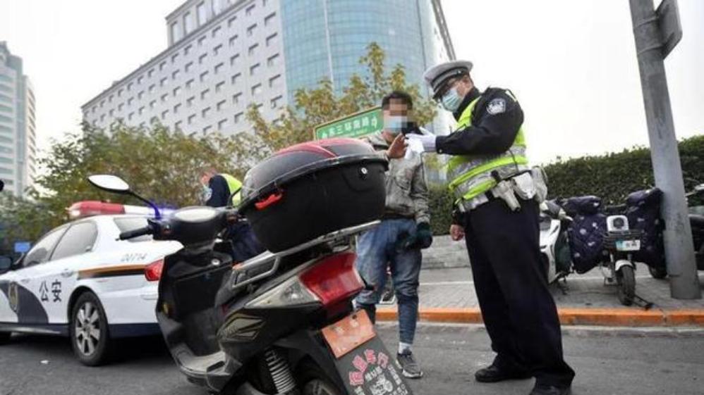 今天才知道！为什么聪明人都增驾D驾照？原来隐藏着这4大实用好处