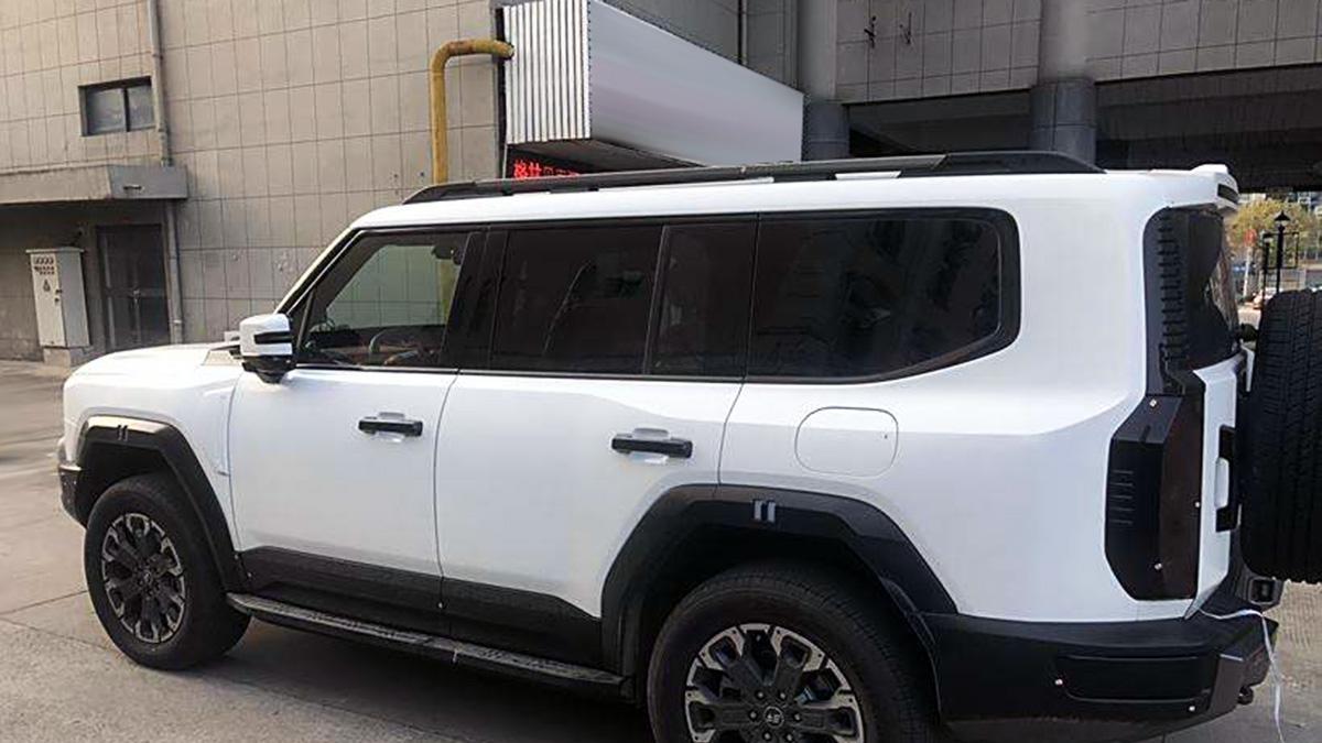 奇瑞全新硬派SUV！捷途纵横G700实拍，三把锁+四驱，第三季度上市