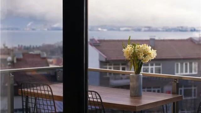 致纪伯伦：我的灵魂曾深爱过七次 | 王居任