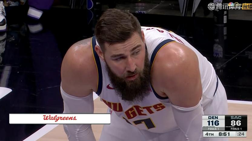 掘金大胜！约基奇36+12+8，威少半场17分，赛后约基奇快步走向国王替补席