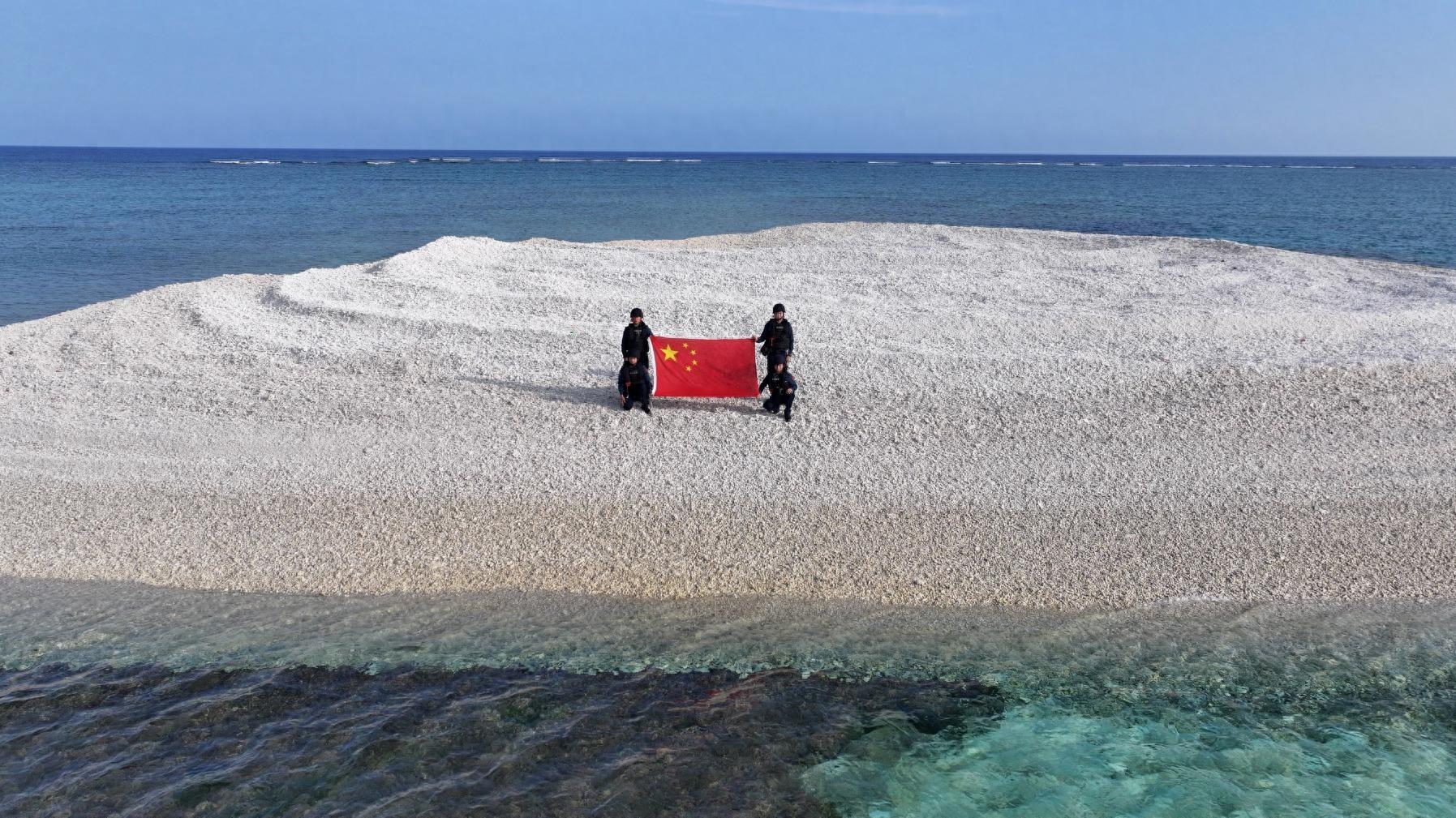 菲律宾公务人员非法登岛铁线礁事件始末