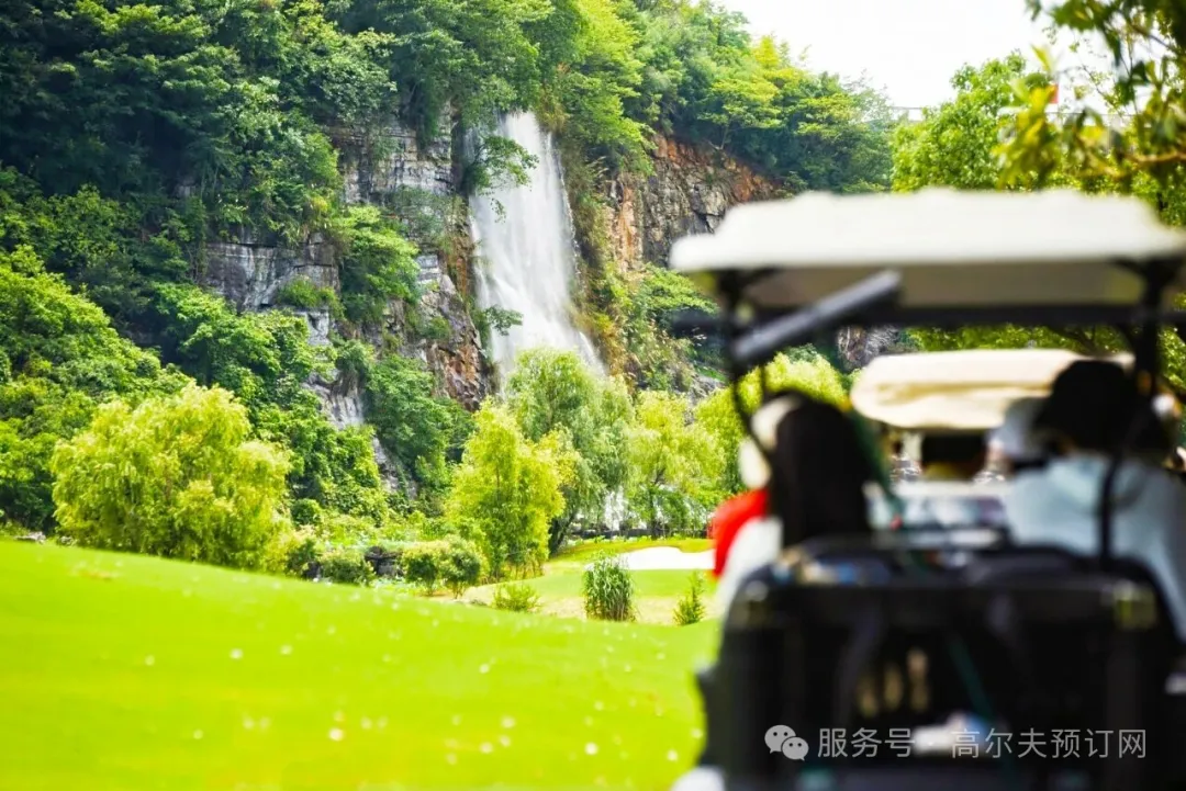 云海瀑布—浙江莫干山观云高尔夫