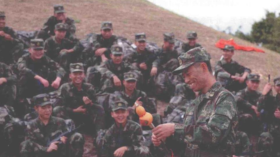 一级军士长王忠心：两次退伍被部队召回，09年享受副团职干部待遇
