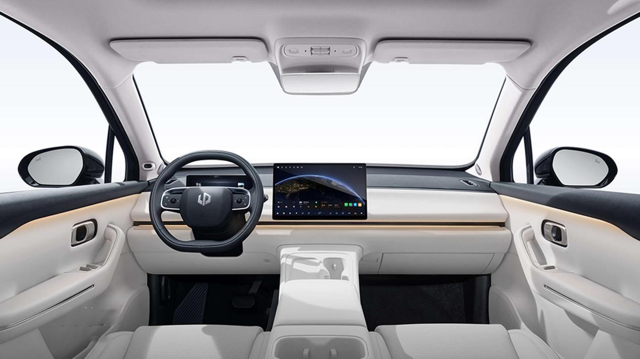 零跑C16车主分享：续航无焦虑，比理想L8便宜，17万落地香不香？