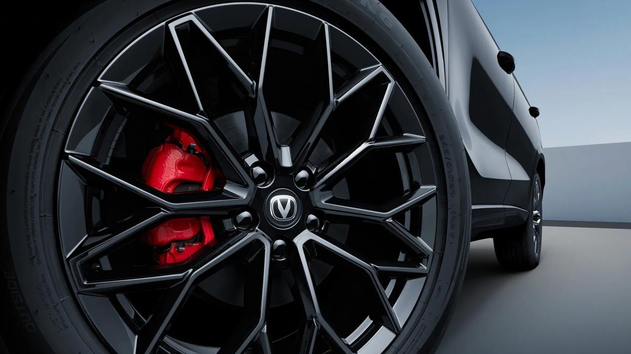 长安官宣！新车补贴后限时8.69万起，纯电跑125km，还看锋兰达？