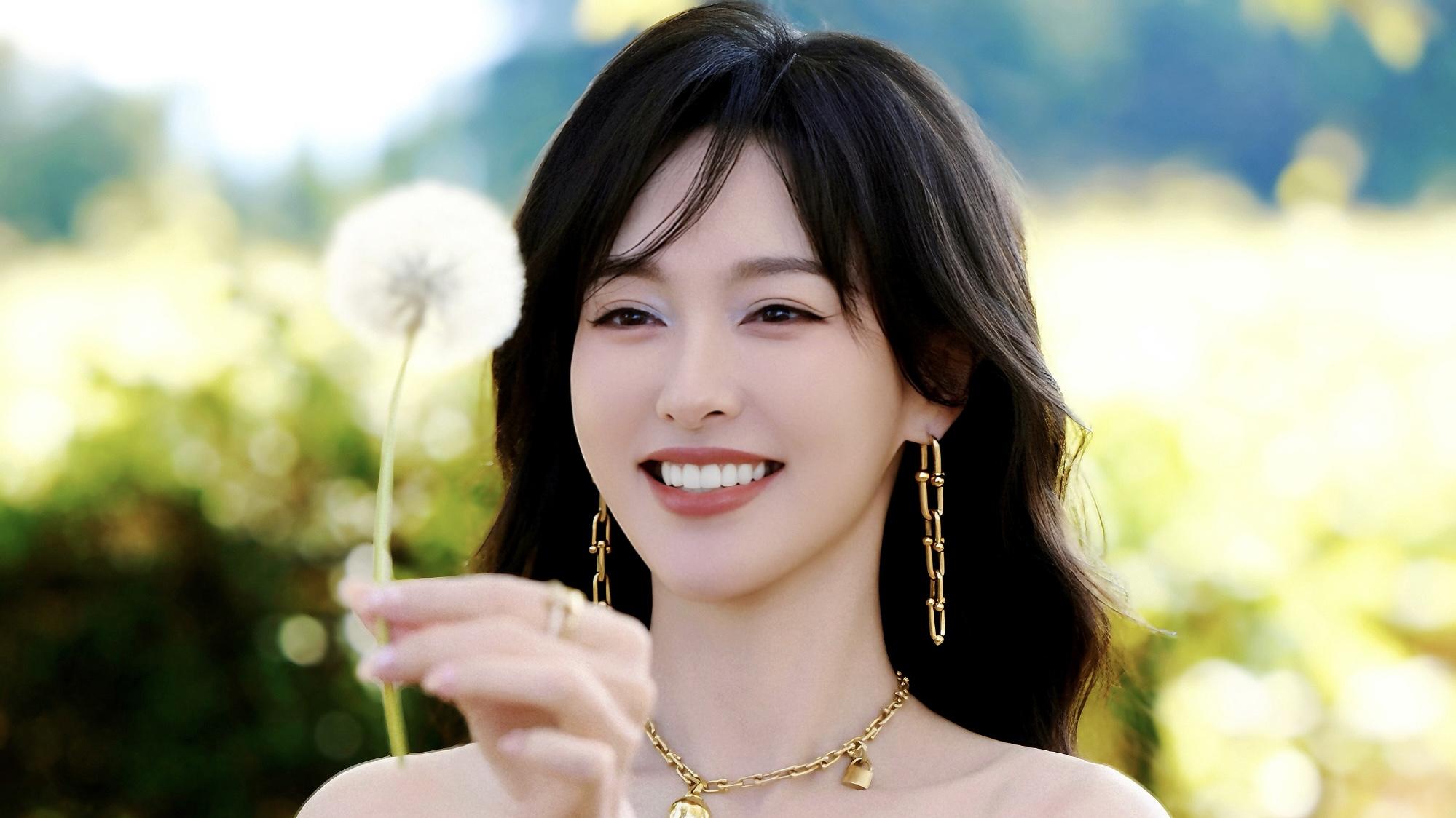 王家卫评价唐嫣很装？