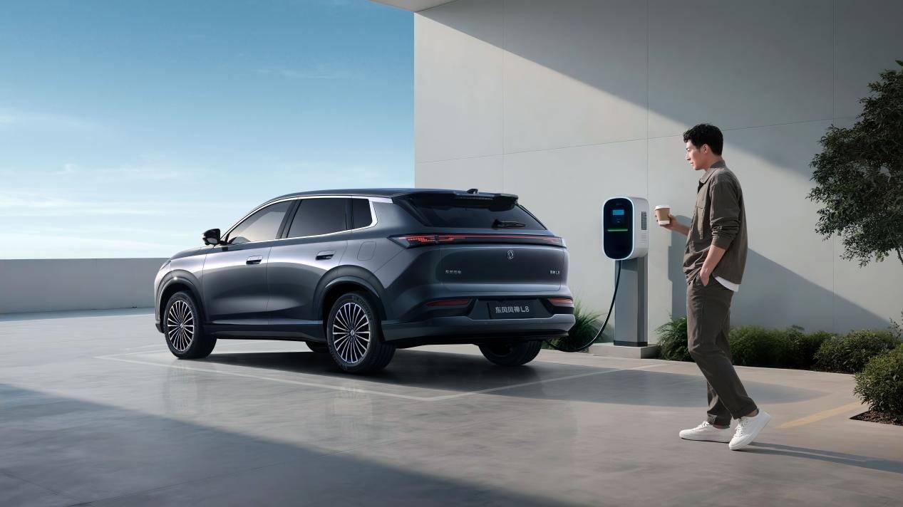 朱广权喊风神放手一搏，风神L8限时置换价11.39万元起