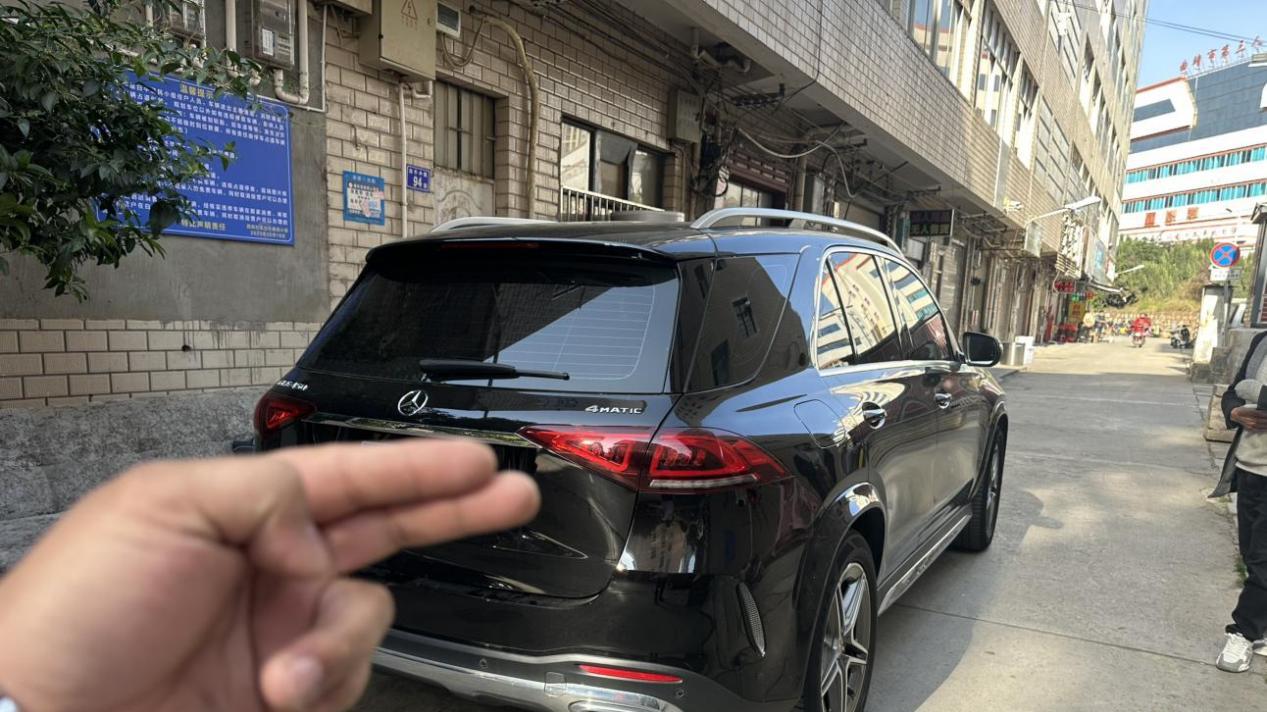 GLE450时尚型：23年2月上牌，准新一手车，豪华SUV的不二之选？