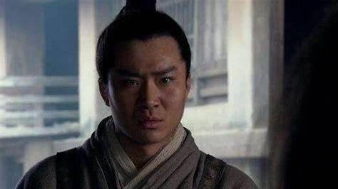 审食其——吕后手下掌权15年，为何被刘邦私生子一锤毙命？