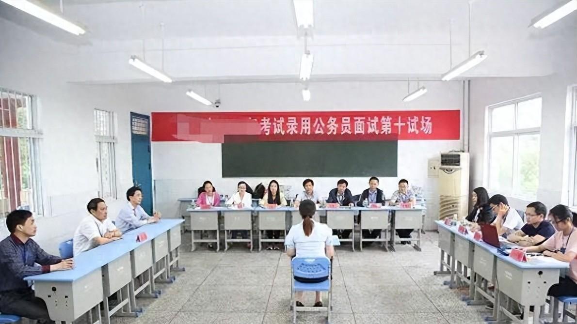 考公竞争加剧，年轻人转向社区工作者岗位