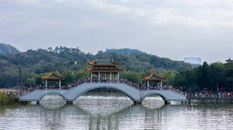 文旅集团如何监管众多景区的服务品质？