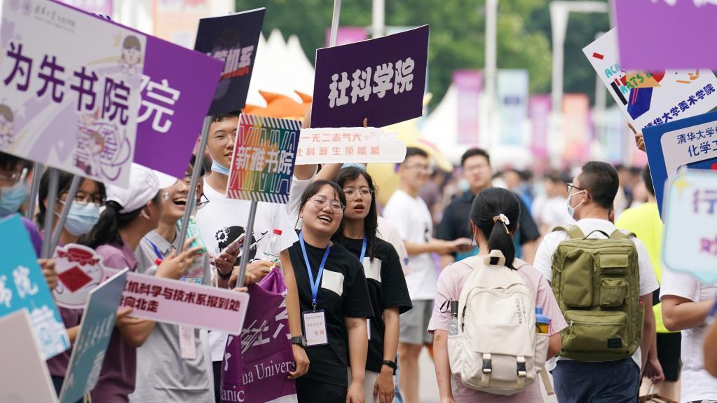 神仙打架！清华特奖候选人名单出炉，简历太过优秀，普通人只能仰望