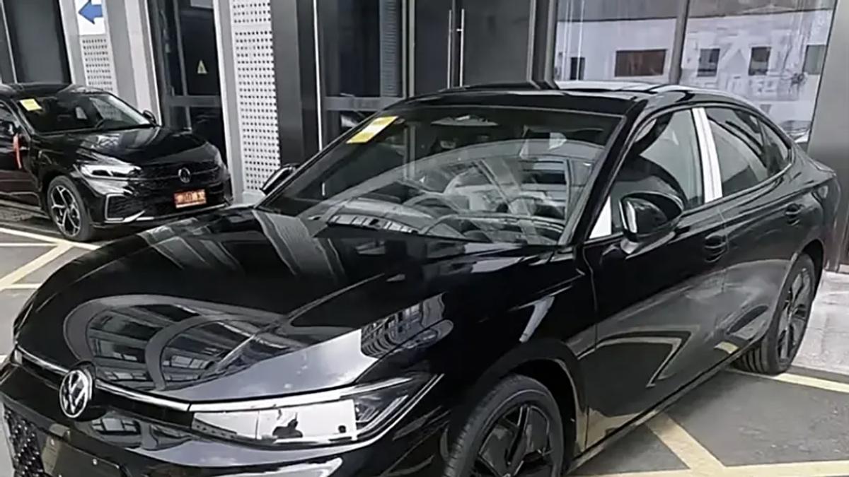 帕萨特Pro 300TSI两款新车一口价，便宜1万够吗？