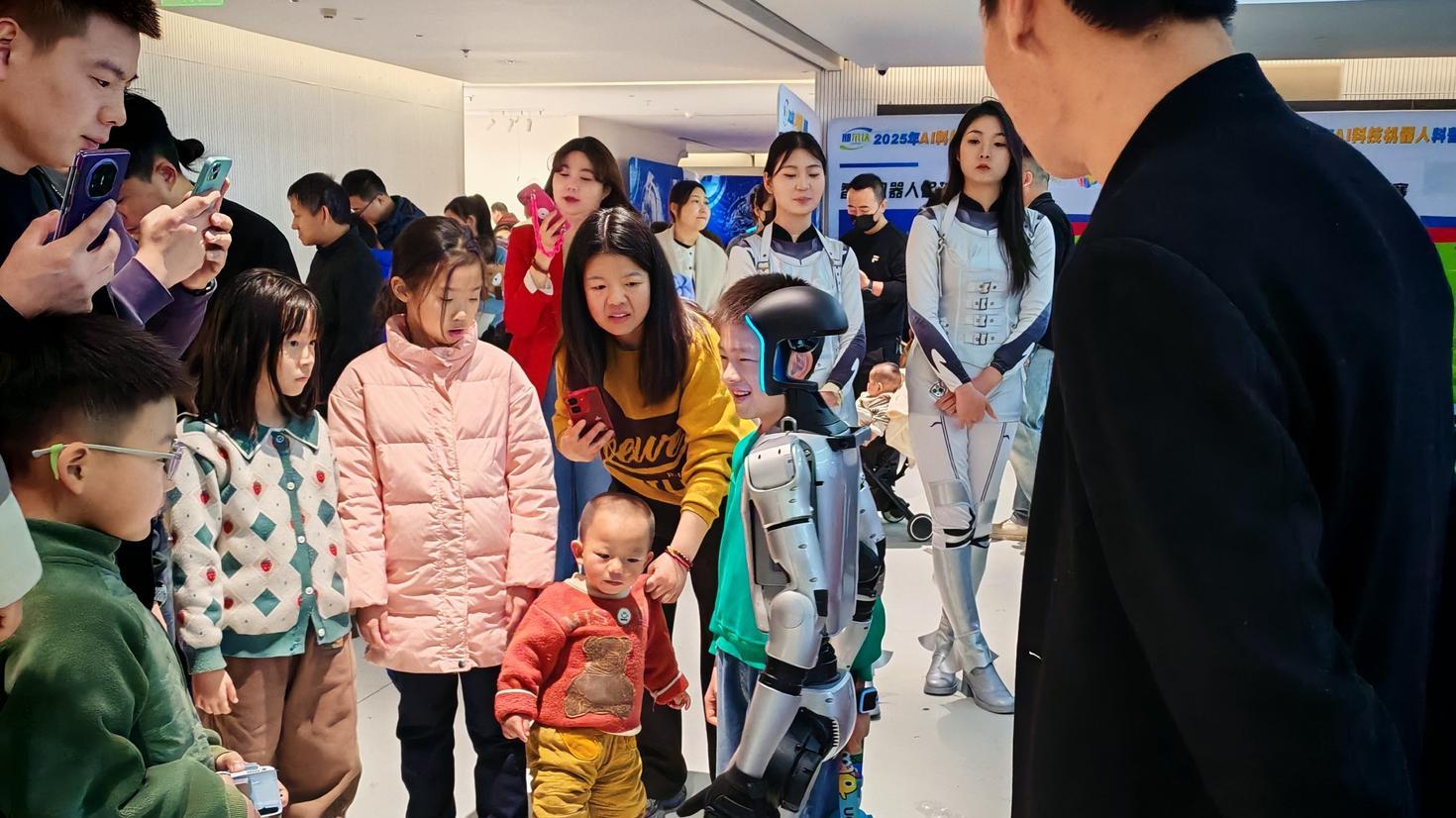 宇树人形机器人，的确是新兴机器人行业里的一个标杆