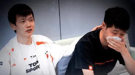 TES命悬一线！2-0到2-1的堕落，LPL三号种子陷生死困局