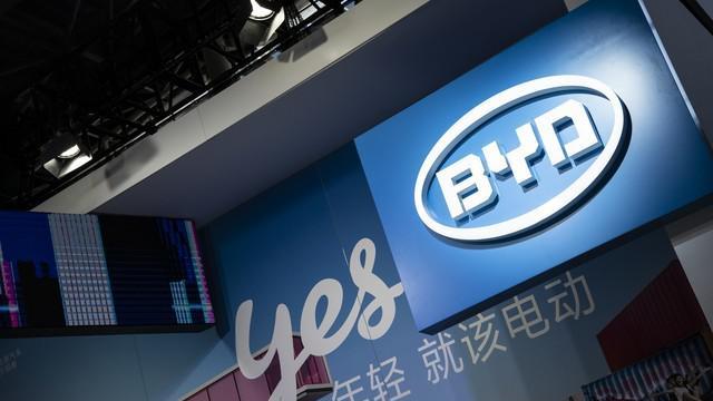 2025年买车避坑指南：5-15万家用代步+跑营运，政策有变别乱选！