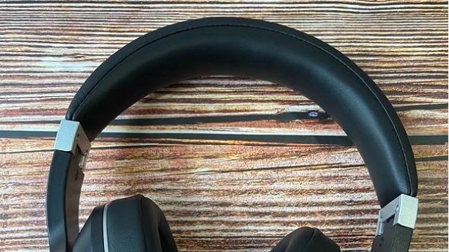 3款头戴降噪耳机，提供引人入胜和丰富的聆听体验