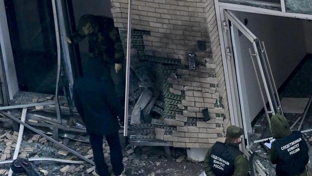 普京专机遭到无人机围攻！泽连斯基暗杀未遂？究竟是谁泄密了行程