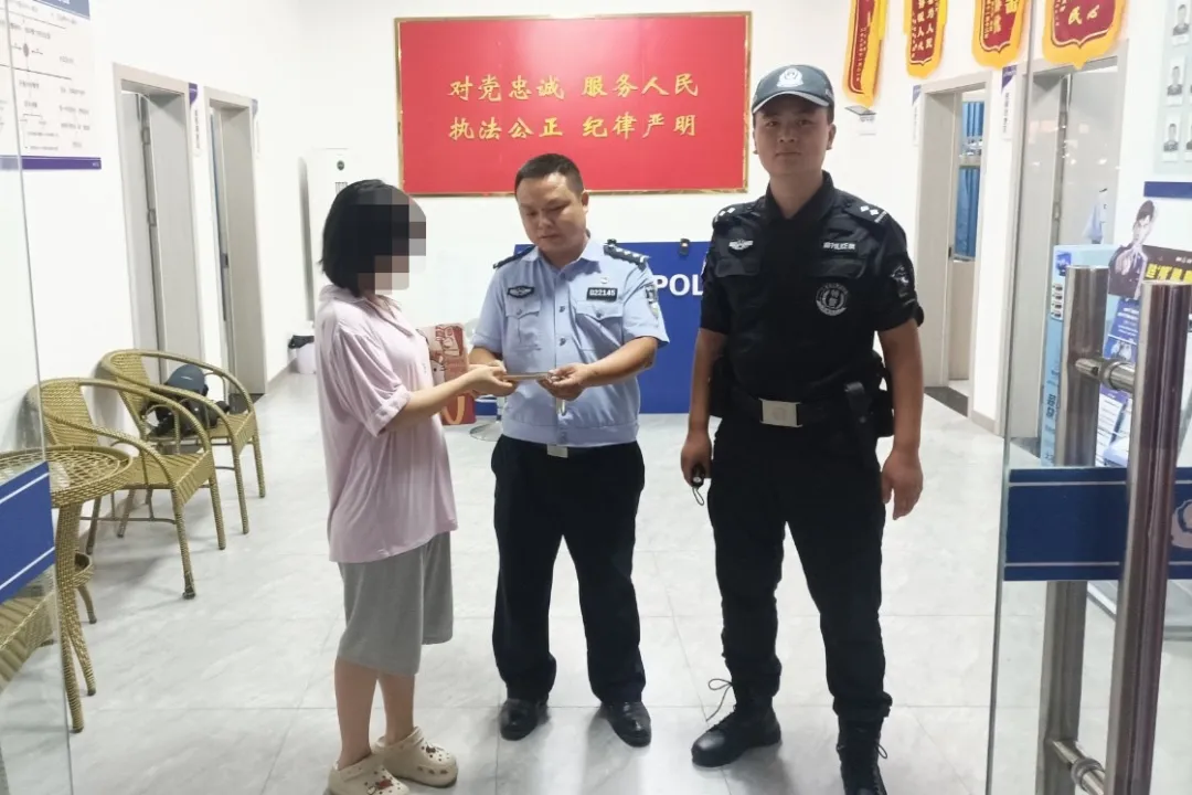 这些暖心警事，让国庆假期充满“藏蓝温度”