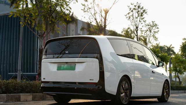 小鹏X9登顶MPV销量榜首，腾势D9紧随其后，4月第三周市场格局生变