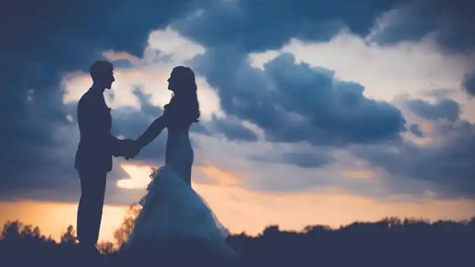 日久真的能生情吗？如果生不了情女生该怎么办？