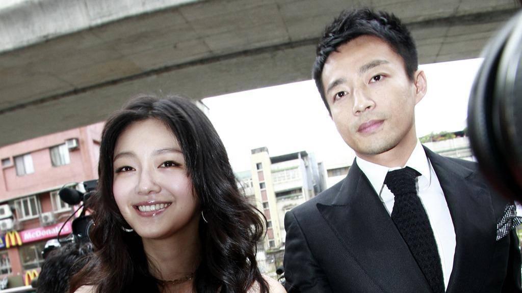 大S妈妈炮轰汪小菲10年凌虐