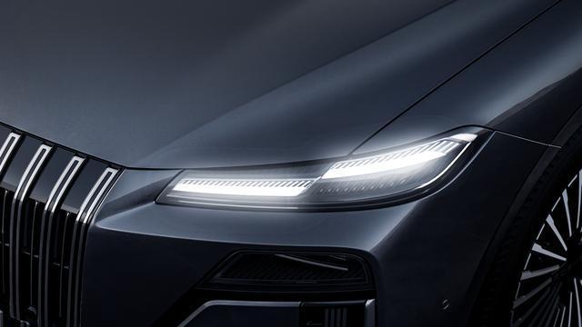 荣威M7 DMH官图曝光，劳斯莱斯设计师操刀，长超4米9+续航150km