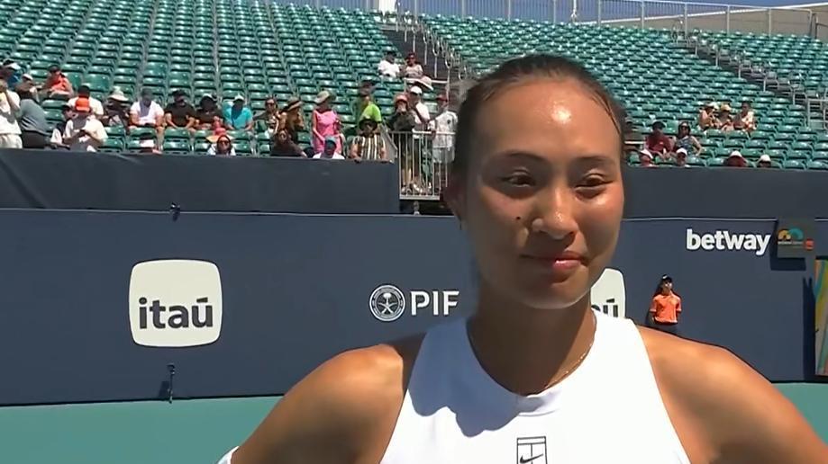 WTA大冷门：首位前八种子一轮游，郑钦文冲8强利好，高芙6-0+6-0