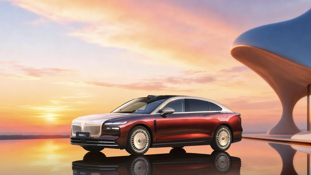 岚图追光L，点亮中国高端豪华轿车的光